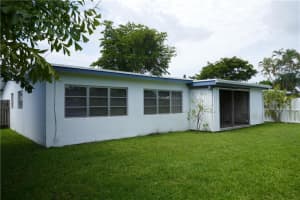 2001 NW 38 St, Oakland Park, FL 33309 Sold 10/11/23