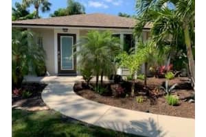906  Elm Cir, Jupiter, FL 33458 Sold 09/11/23