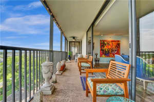 105  Lake Emerald Dr   815, Oakland Park, FL 33309 Sold 08/31/23