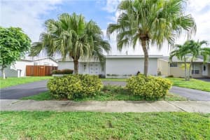 11471 NW 40th Place, Sunrise, FL 33323 Sold 08/22/23