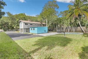 2505 SW 18th St, Fort Lauderdale, FL 33312 Sold 07/25/23
