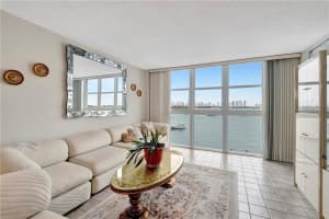 1228  West Ave   302, Miami Beach, FL 33139 Sold 08/31/23