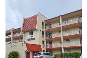 1045  Country Club Dr   205, Margate, FL 33063 Sold 08/30/23