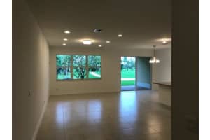 82  Palm Ln, Royal Palm Beach, FL 33411 Sold 07/14/23