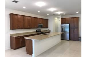 82  Palm Ln, Royal Palm Beach, FL 33411 Sold 07/14/23