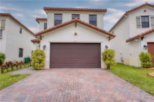 3534 SW 92nd Ave, Miramar, FL 33025 Sold 08/31/23