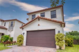 3534 SW 92nd Ave, Miramar, FL 33025 Sold 08/31/23