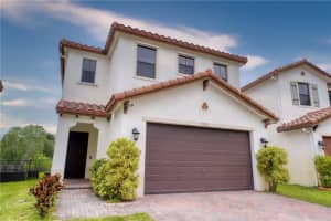 3534 SW 92nd Ave, Miramar, FL 33025 Sold 08/31/23