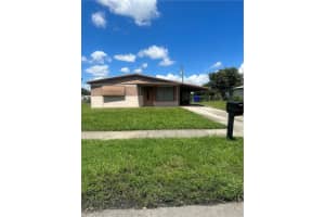 MLS# F10387186, Hollywood, Florida 33021