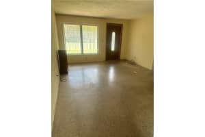 MLS# F10387186, Hollywood, Florida 33021