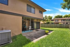 6620 SW 128th Ct, Miami, FL 33183 Sold 08/07/23