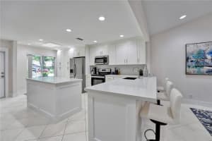 10053  Laurelwood Pl, Boynton Beach, FL 33437 Sold 09/26/23