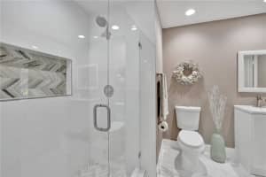 10053  Laurelwood Pl, Boynton Beach, FL 33437 Sold 09/26/23