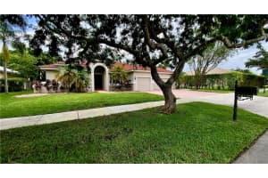 12740 N Countryside Ter, Cooper City, FL 33330 Sold 08/24/23