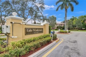 5429 NW 50th Ct, Coconut Creek, FL 33073 Sold 08/21/23