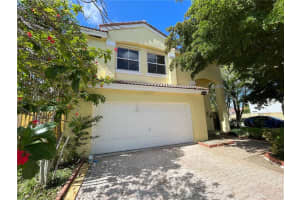 6606  Saltaire Ter, Margate, FL 33063 Sold 07/31/23