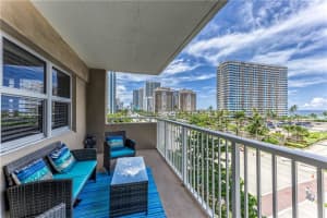 1985 S Ocean Dr   4P, Hallandale Beach, FL 33009 Sold 12/08/23