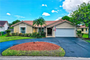 647 NW 111th Way, Coral Springs, FL 33071 Sold 08/14/23