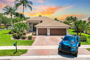 10846 NW 66th Ct, Parkland, FL 33076 Sold 10/06/23