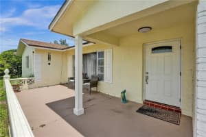 9509 NW 80th Pl, Tamarac, FL 33321 Sold 08/08/23