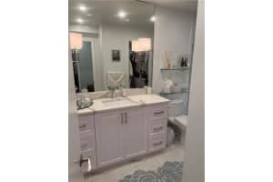 3020 NE 16th Ave   201, Oakland Park, FL 33334 Sold 07/28/23