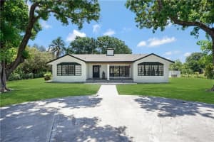 1710 SW 142nd Ave, Davie, FL 33325 Sold 10/16/23