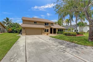 166 NW 104th Ter, Coral Springs, FL 33071 Sold 07/19/23