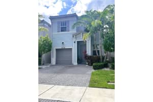4509 NW 48th Ter, Tamarac, FL 33319 Sold 08/04/23
