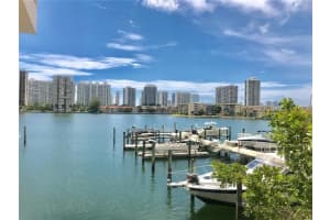 18031  Biscayne Blvd   1102, Aventura, FL 33160 Sold 10/26/23