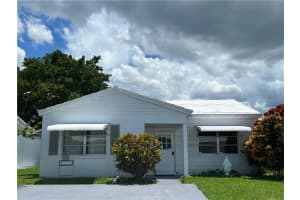 8110 NW 59th St, Tamarac, FL 33321 Sold 08/11/23