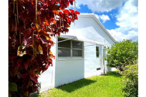 8110 NW 59th St, Tamarac, FL 33321 Sold 08/11/23