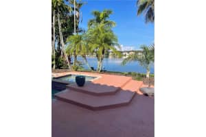 4104  Baton Rouge Way, Cooper City, FL 33026 Sold 08/15/23