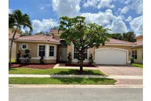 5201 SW 173rd Ave, Miramar, FL 33029 Sold 04/24/24