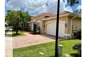 5201 SW 173rd Ave, Miramar, FL 33029 Sold 04/24/24