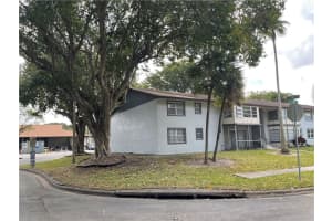 365 W Laurel Dr   N4, Margate, FL 33063 Sold 09/20/23