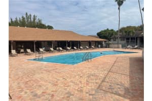 365 W Laurel Dr   N4, Margate, FL 33063 Sold 09/20/23