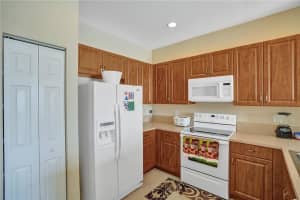 1417 NW 34th Way, Fort Lauderdale, FL 33311 Sold 09/27/23