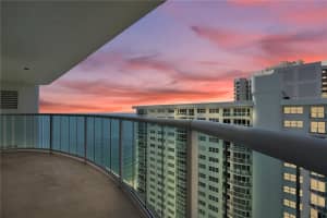 3410  Galt Ocean Dr   PH8-N, Fort Lauderdale, FL 33308 Sold 09/13/23