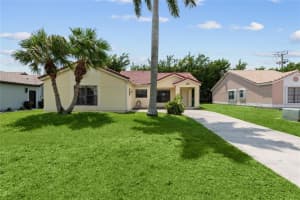 10526 NW 70th St, Tamarac, FL 33321 Sold 11/09/23