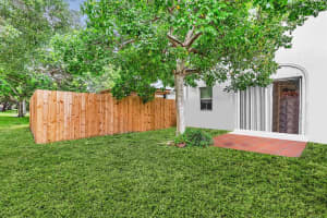 1070 NE 30th Ave   1070, Homestead, FL 33033 Sold 10/02/23