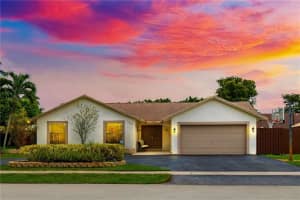 9590 NW 17th St, Plantation, FL 33322 Sold 09/22/23