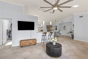 1516  1st Place, Vero Beach, FL 32962 Sold 12/20/23