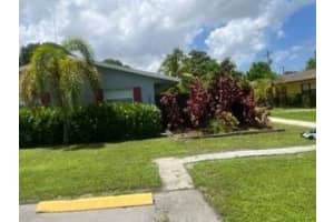 565 NE 34 Ct A, Oakland Park, FL 33334 - MLS#F10388864