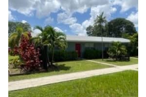 565 NE 34 Ct A, Oakland Park, FL 33334 - MLS#F10388864