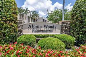 8523  Old Country Mnr   513, Davie, FL 33328 Sold 09/22/23