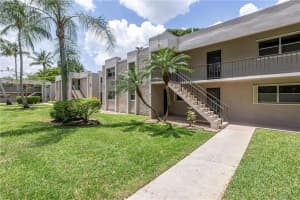 8523  Old Country Mnr   513, Davie, FL 33328 Sold 09/22/23