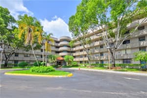 MLS# F10389013, Pembroke Pines, Florida 33026