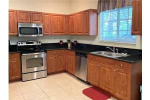 3300 NW 31st Ter, Oakland Park, FL 33309 Sold 09/06/23