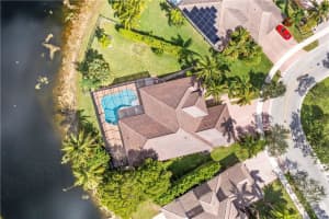 11032 NW 70th Ct, Parkland, FL 33076 Sold 09/28/23