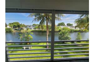 52 NE 204th St 25, Miami Gardens, FL 33179 Sold 12/11/23